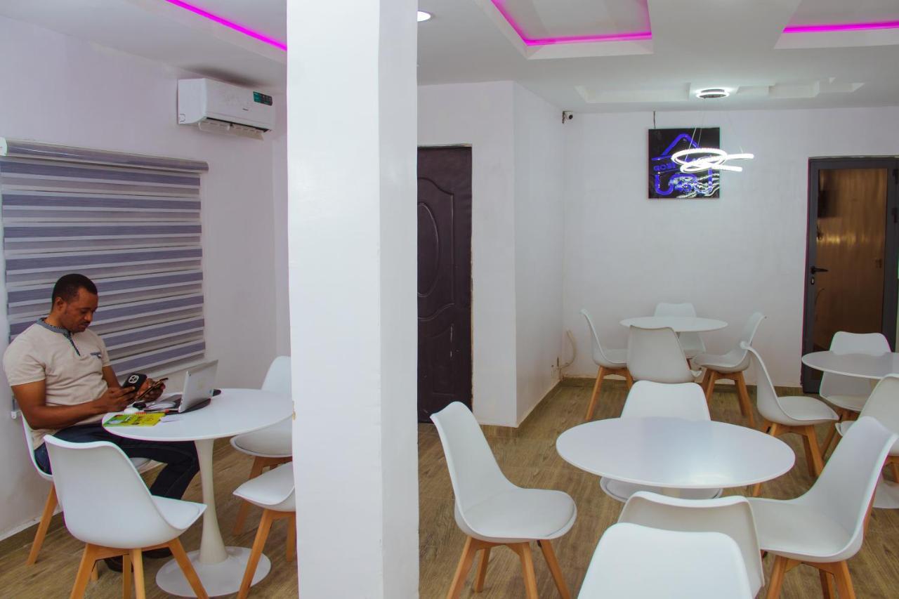 Go2Hotel45 ลากอส ภายนอก รูปภาพ
